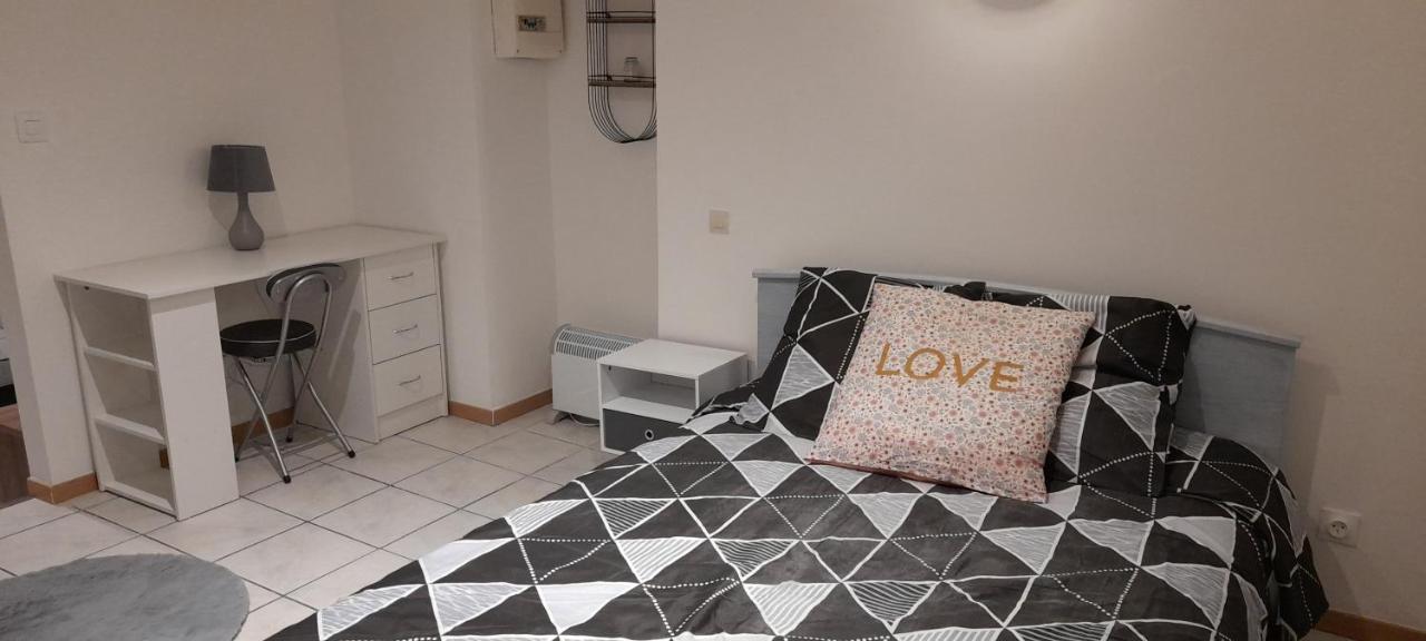 Tres Belle Appartement F1 Bis Perpignan Exteriér fotografie